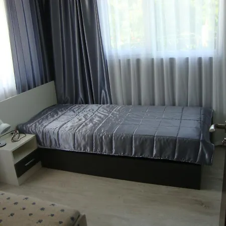 Perla Pensiune 2*