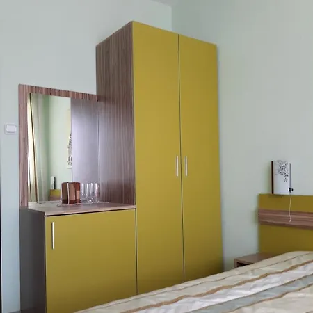 Perla Guest house